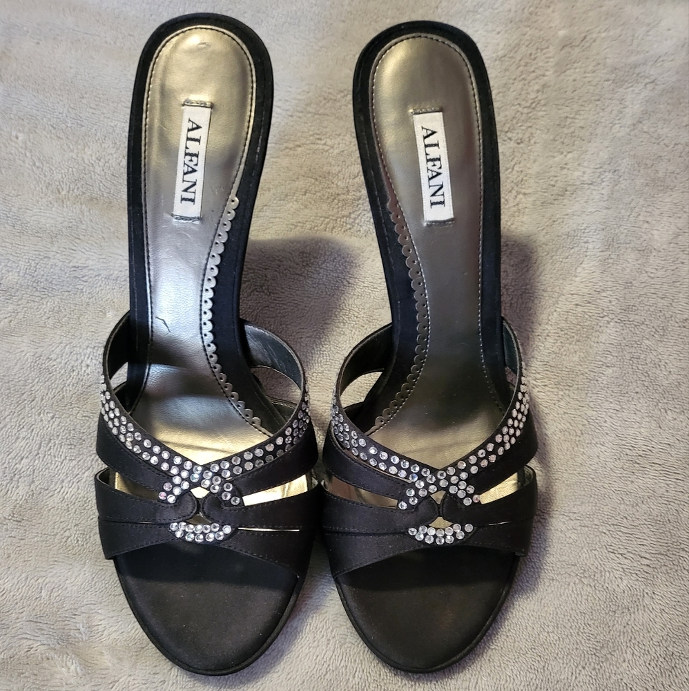 Alfani black mule heels 7.5